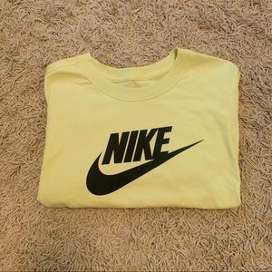 Neon Nike Loose fit NWT